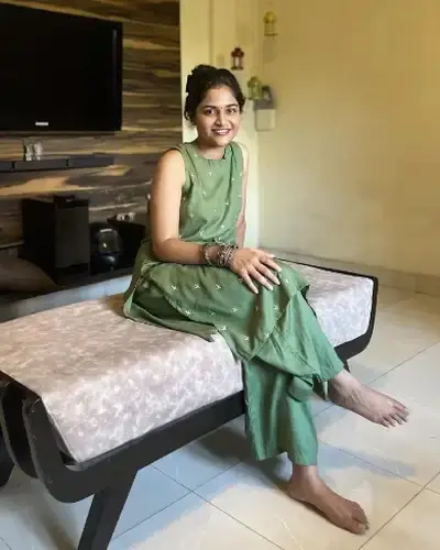 Kodarma Call Girls